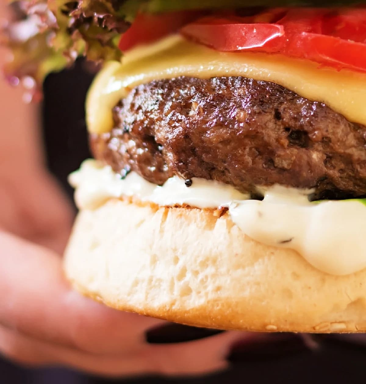 Juicy Homemade Burgers with Savory Worcestershire and Tender Bread Crumbs
