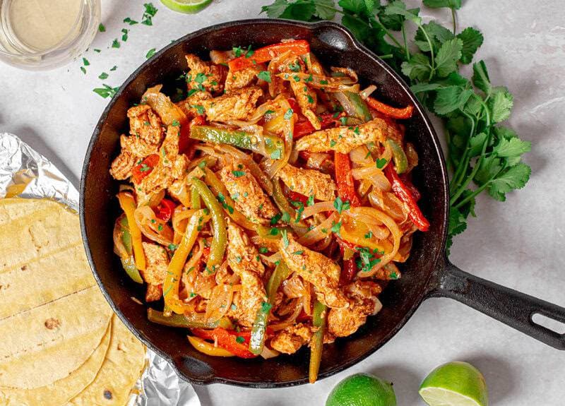 Chicken Fajitas with Lime-Marinated Chicken and Crisp Bell Peppers