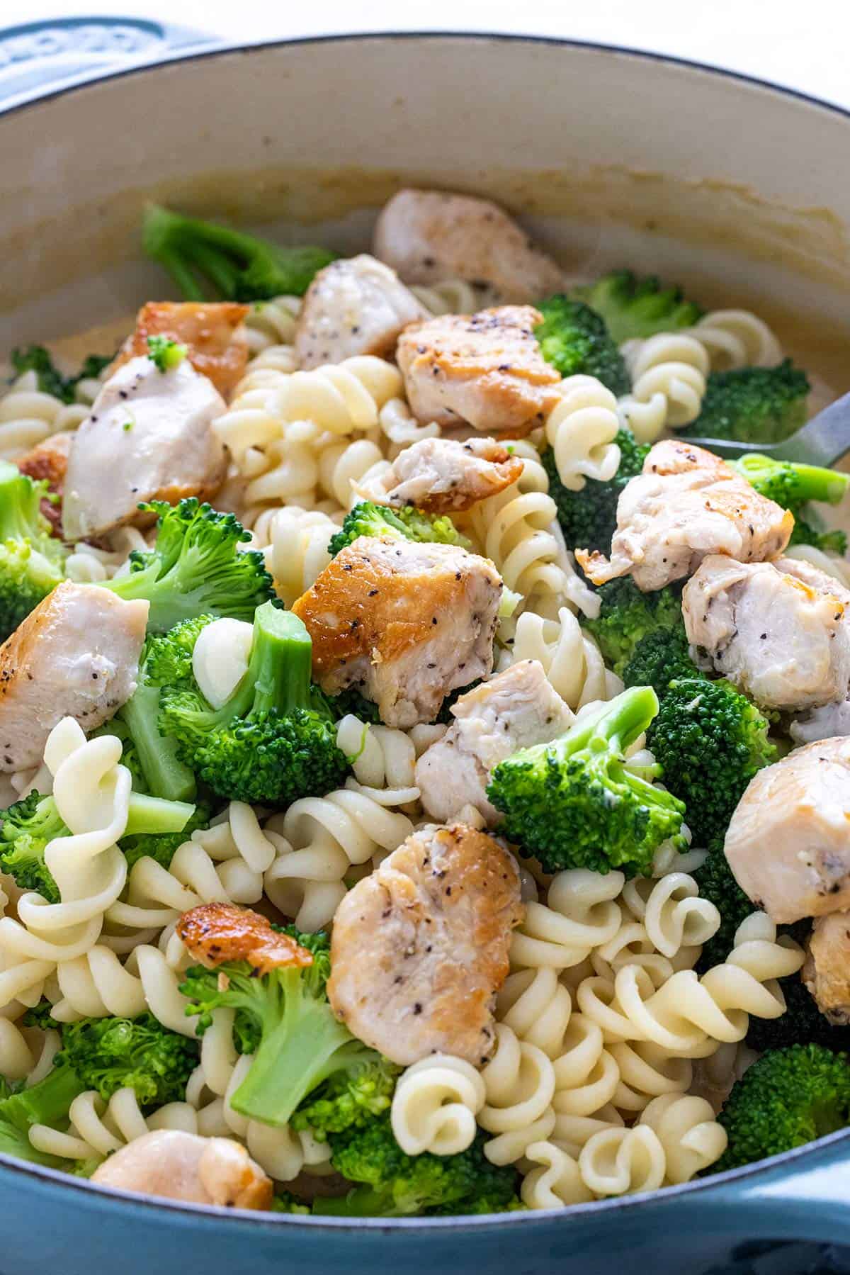 Chicken and Broccoli Pasta with Lemon Parmesan Cream Sauce