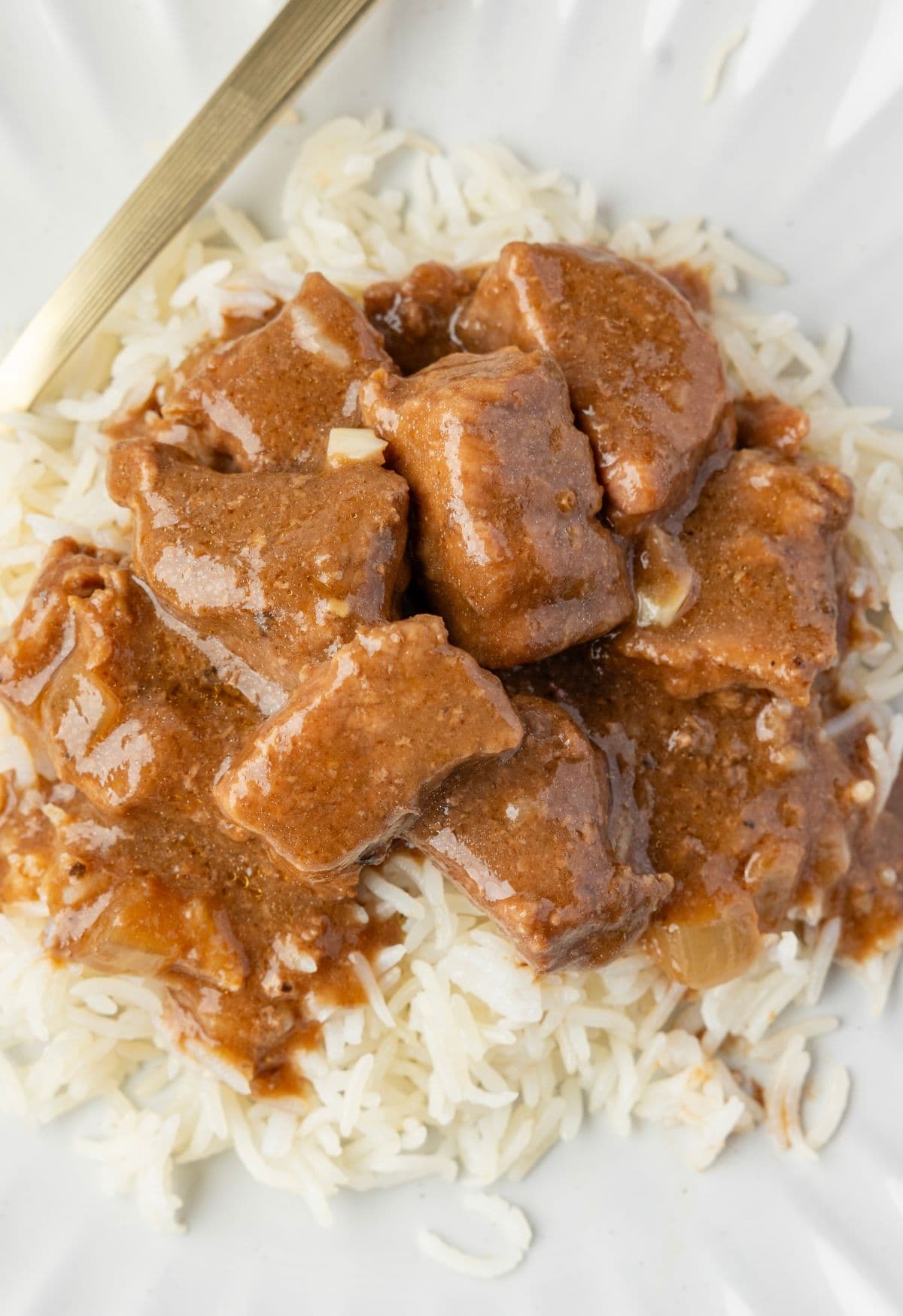 Slow Cooker Beef Tips and Gravy with Tender Beef and Savory Brown Gravy