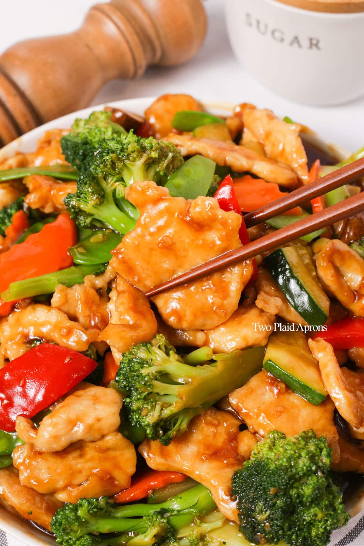 Chicken Mixed Vegetable Stir Fry with Glossy Brown Sauce